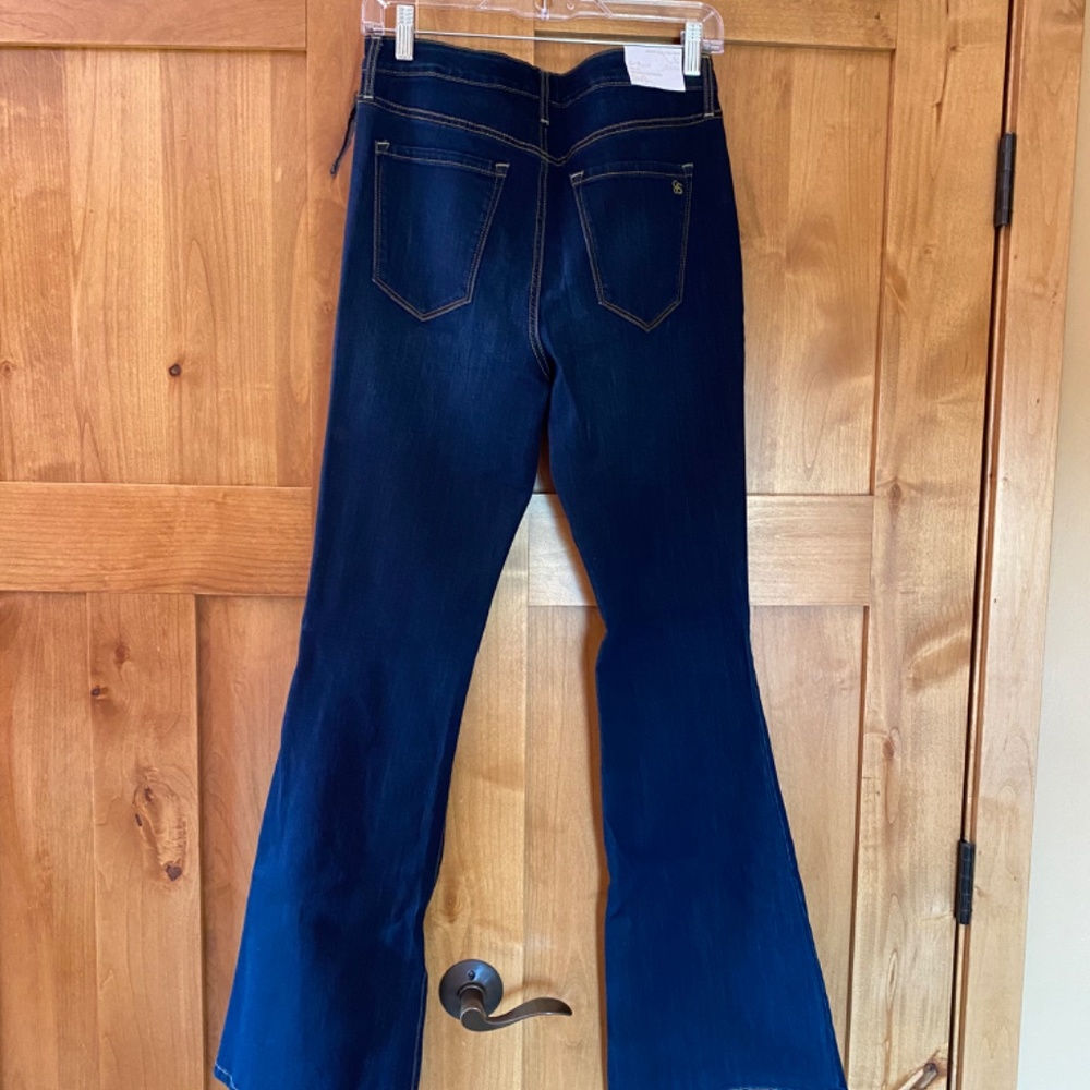 Jessica Simpson High Rise Jeans - Picture 9 of 9